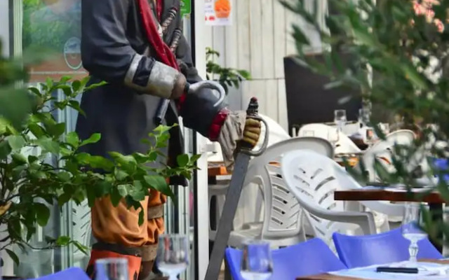 Mobilhome in Bessan With Terrace