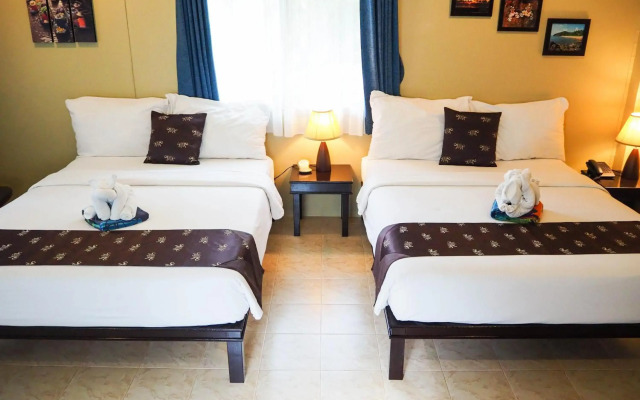 Lanta Castaway Beach Resort