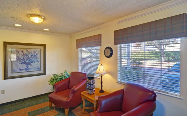 InTown Suites Extended Stay Lewisville TX East Corporate Drive