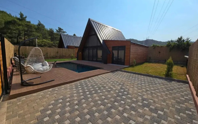 Rest Bungalow