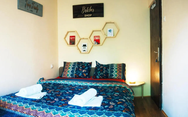 Universe Hostel