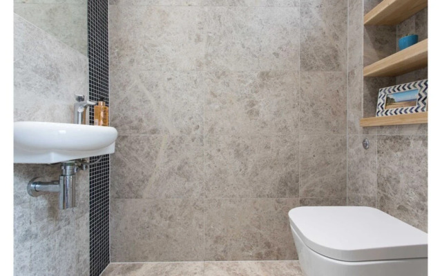 Trendy & Bright Bohemian House in Forest Hill