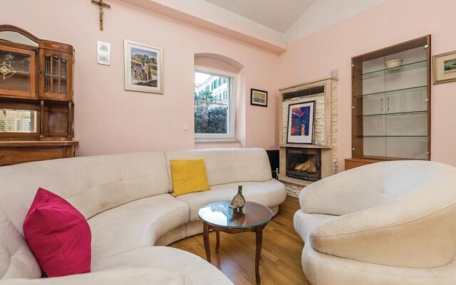 Amazing Home in Opatija with Hot Tub, WiFi & 3 Bedrooms