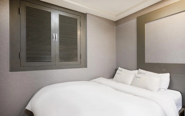 Gwangju Sinandong Qook