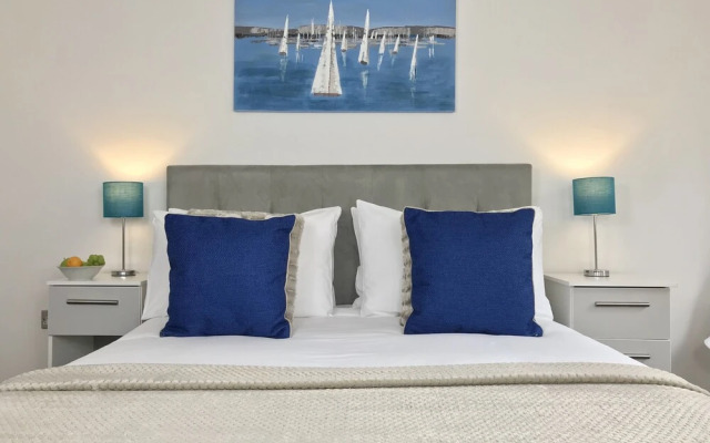 Lux Blu - Truro Apartment