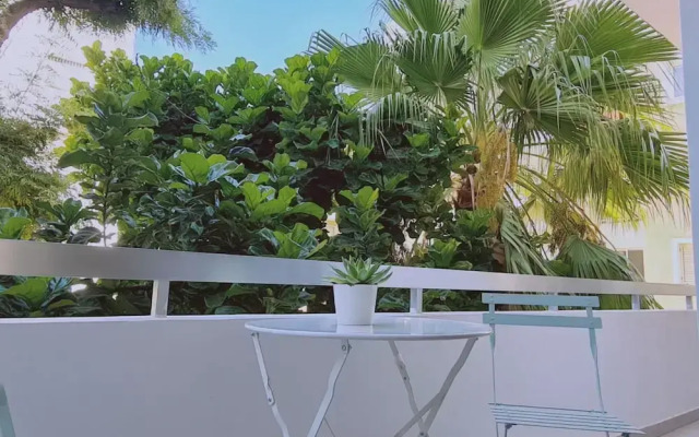 97 LIM - Stay Vital Elegance Apartment