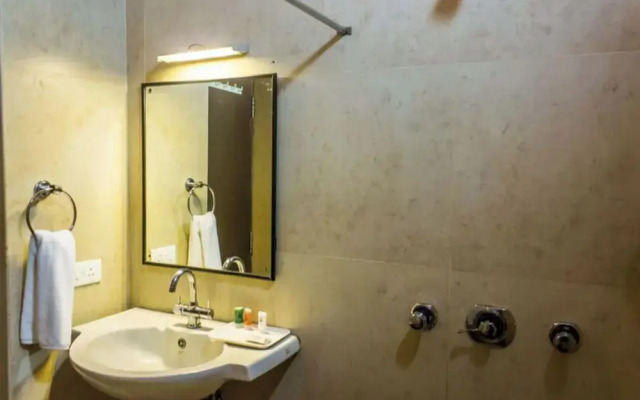 Goldfield Club & Lake Resort, Kumarakom