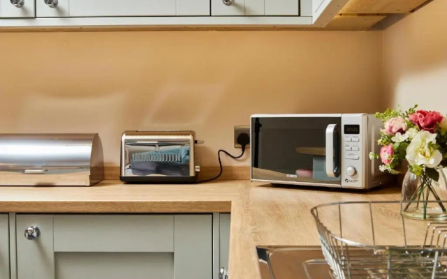The Exquisite Harrogate Abode - Sleeps 6