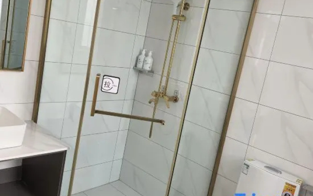 7 Days Premium Hotel (Jinzhong Taigu) – Bathroom – Jinzhong