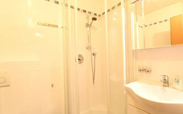 Snug Apartment in Kitzbühel - Kirchberg near Ski Slopes