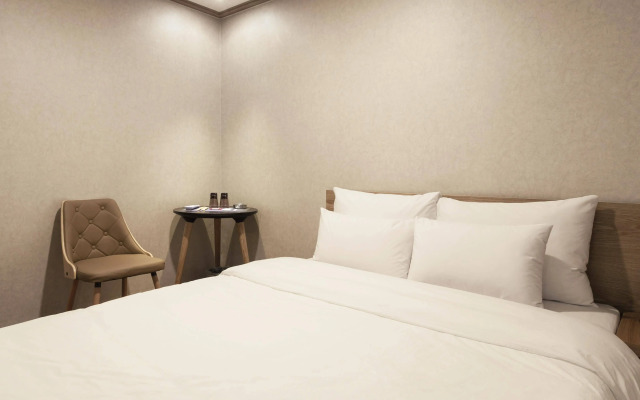 Hub Hotel