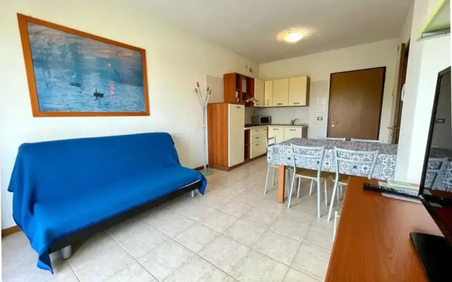 Comfortable Apartment in Residence With a Pool