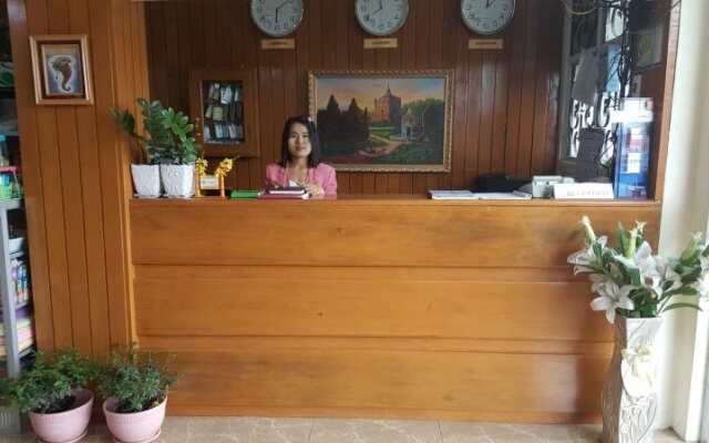 Tha Ha Zar Ta Hotel