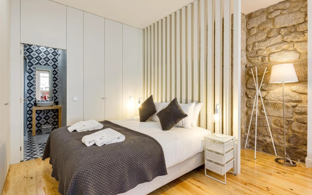 Pinheiro Terrace Downtown Apartment by DA'HOME