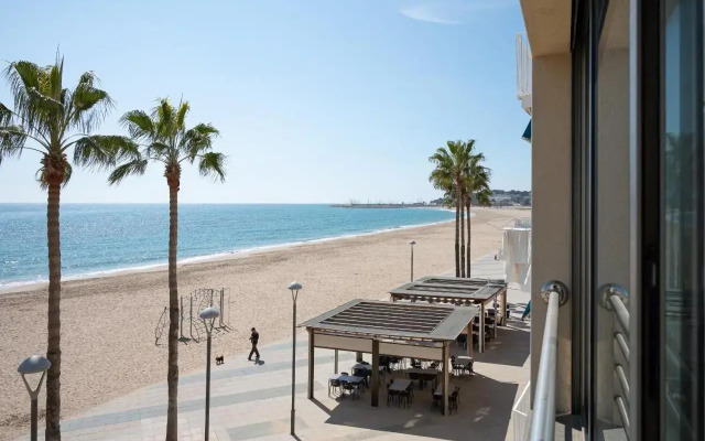 At172 baix a mar