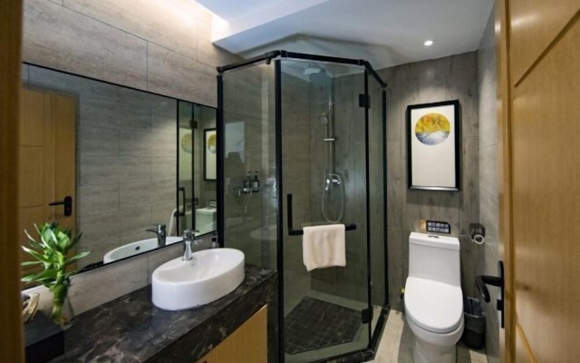 Shihe Yuanfang Hostel – Bathroom – Enshi Prefecture
