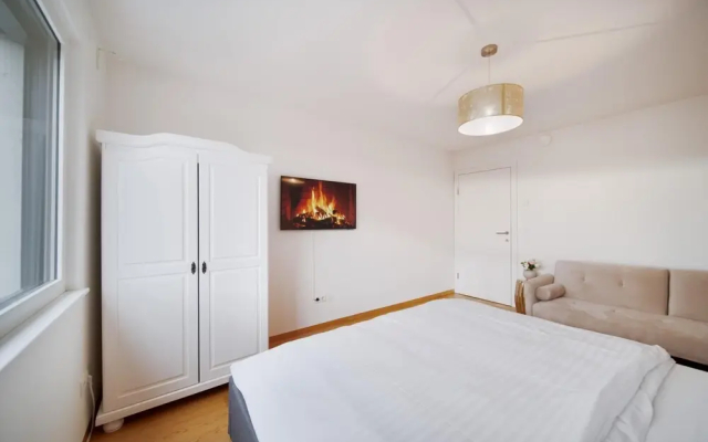 Smile Villa With Terrace Garden Aircondition and Parking in the Beloved D Bling in Vienna - Villas_and_Bungalows in Vienna - Photo 5