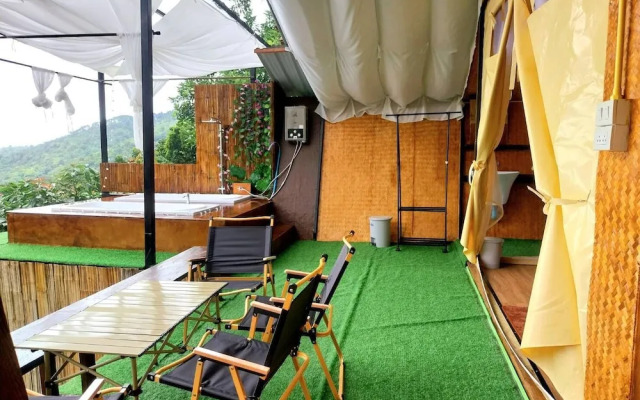 MonLomNao Homestay