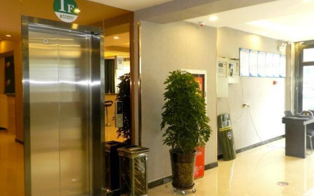 GreenTree Alliance Hotel Urumqi Airport Branch