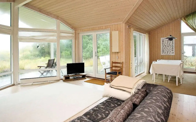 6 Person Holiday Home in Jerup