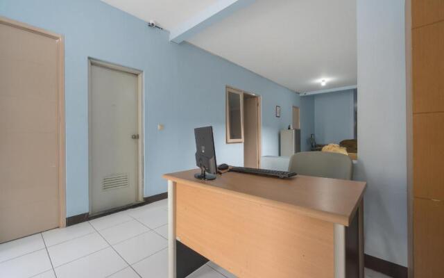 OYO 2110 Rotterdam Guest House Syariah