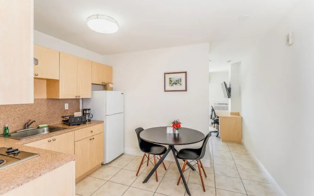 South River Suites