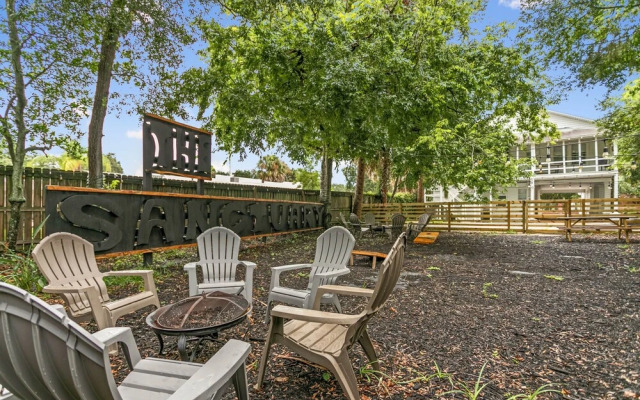 San Marco Villa Duplex W Backyard