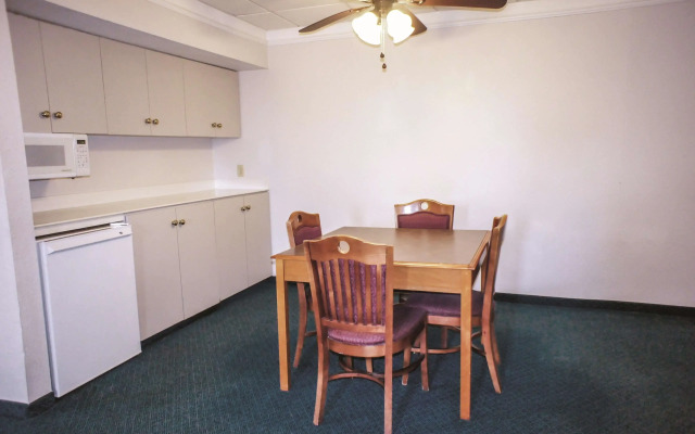 La Quinta Inn by Wyndham Moline Airport