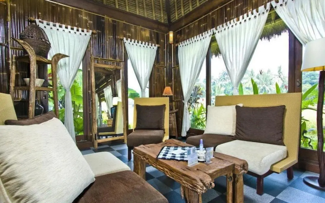 Villa Kunang Kunang – Guest Rooms – Ubud