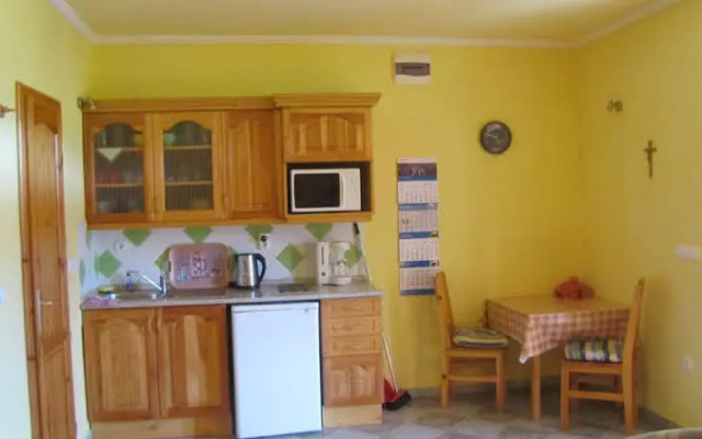 Alsóhegyi Apartmanok