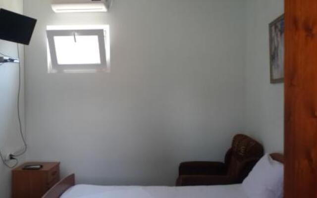 Guest House on Lesnaya 9A