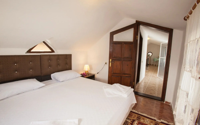Papermoon Hotel & Apartments