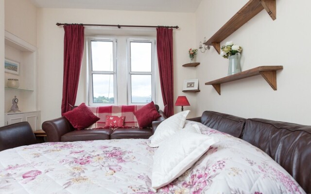 Homely Tenement for 4 Near Botanic Gardens