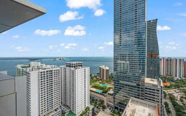 Luxury Brickell 3 Beds Sleeps 8