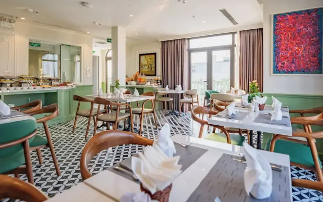 Lestar Hotel Hanoi