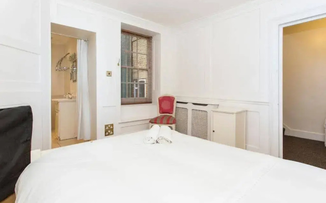 London Dream House - Historic Soho House