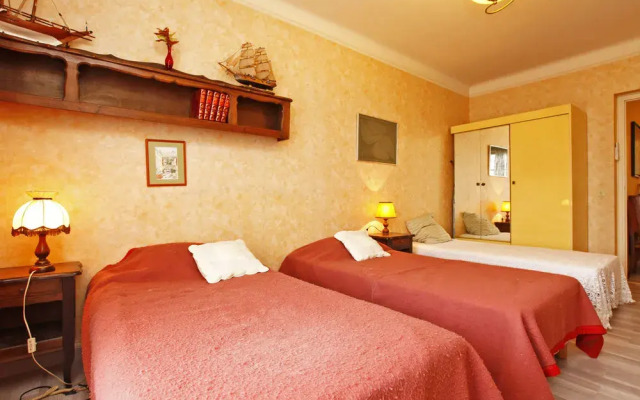 Apartment Mistral