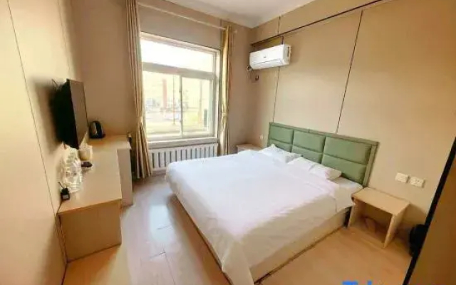 Star Language Express Hotel