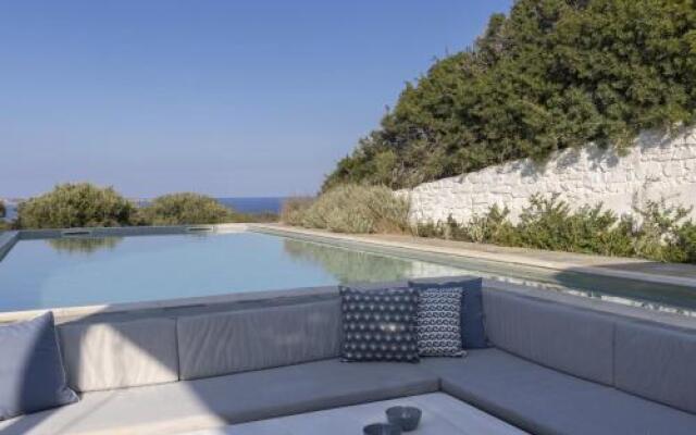 Villa Alkyoni · Beautiful 8-Person Family Villa with Great Views