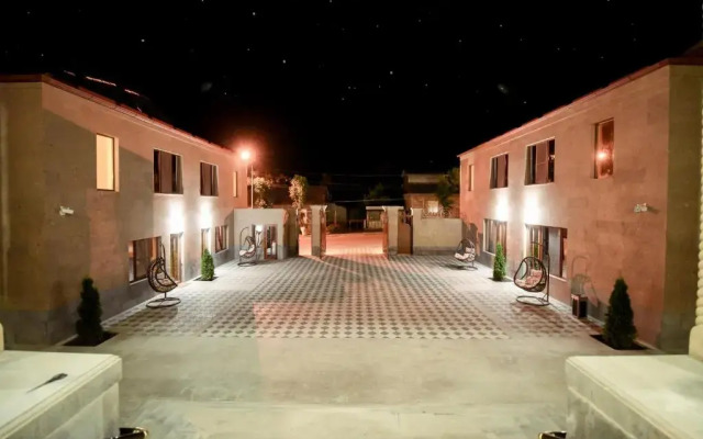 Royal Palace Hotel