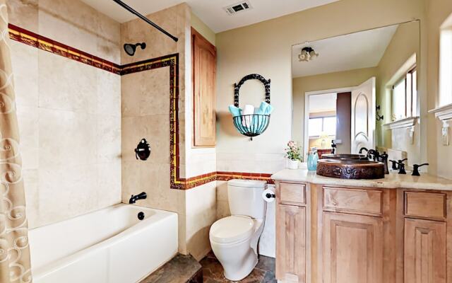 Hilltop Designer - 2 Br Home