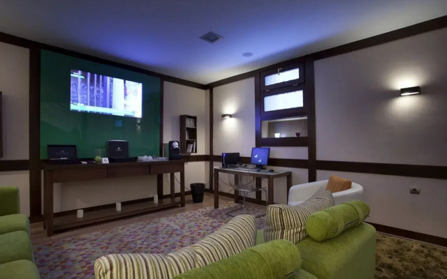 Suites Gran Via 44 Apartahotel