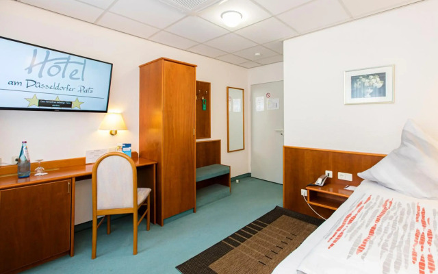 Hotel am Düsseldorfer Platz