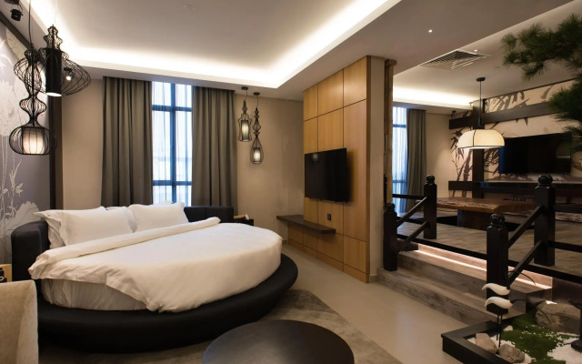 Vangohh Eminent Hotel & Spa