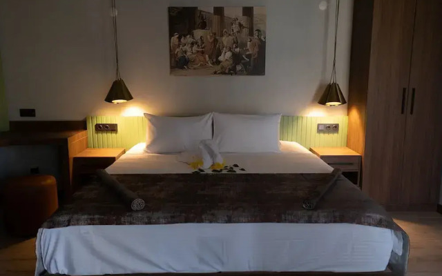 Assos Troy Beach Hotel