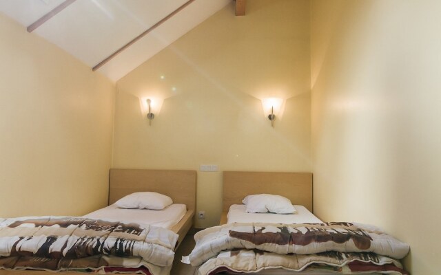 Comfortable bungalow with a terrace located in the Ourthedal