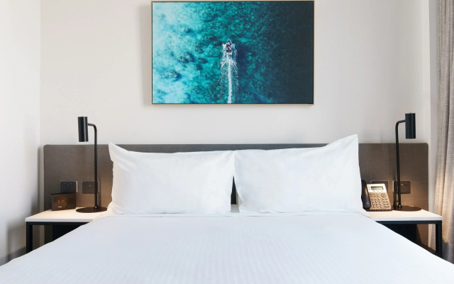 Oaks Cairns Hotel
