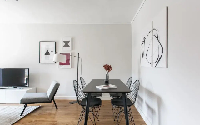 Upstreet Bright 1Bd Apt In Chalandri