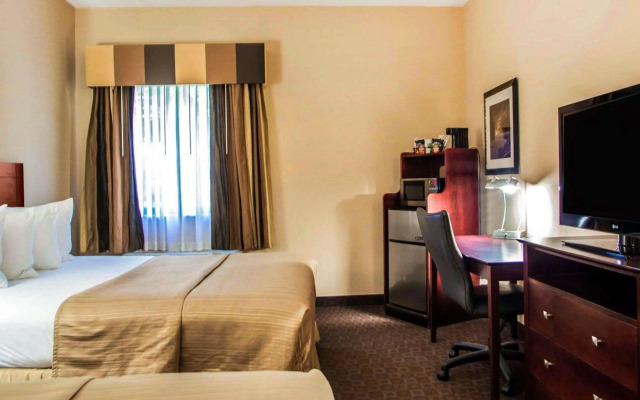 Quality Inn & Suites Peoria North