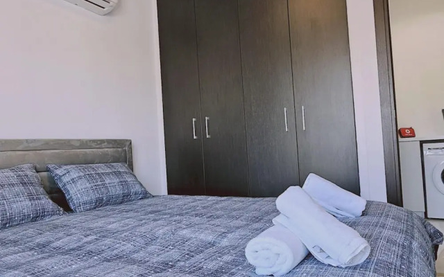 104 NIC - 402 Stay Cosmo City Suite